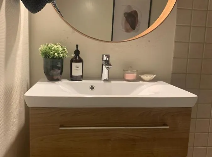 Millebo - Like * Άλμποργκ